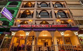 Babylon Palace Hotel